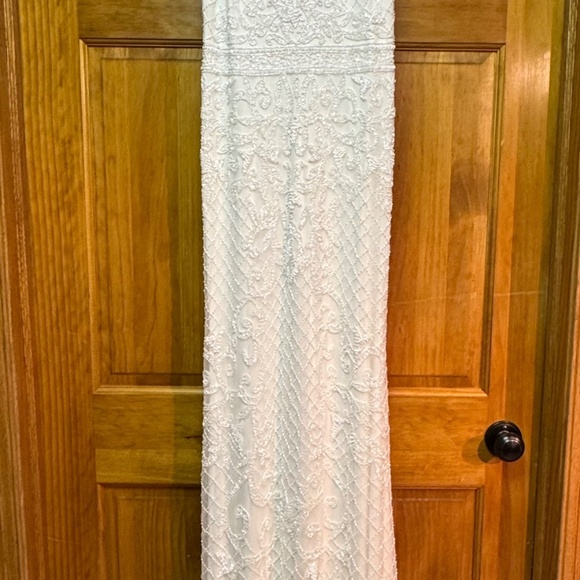 Lulu’s beaded and sequined wedding dress - heavy with beads tags cut out SMALL - Picture 15 of 17